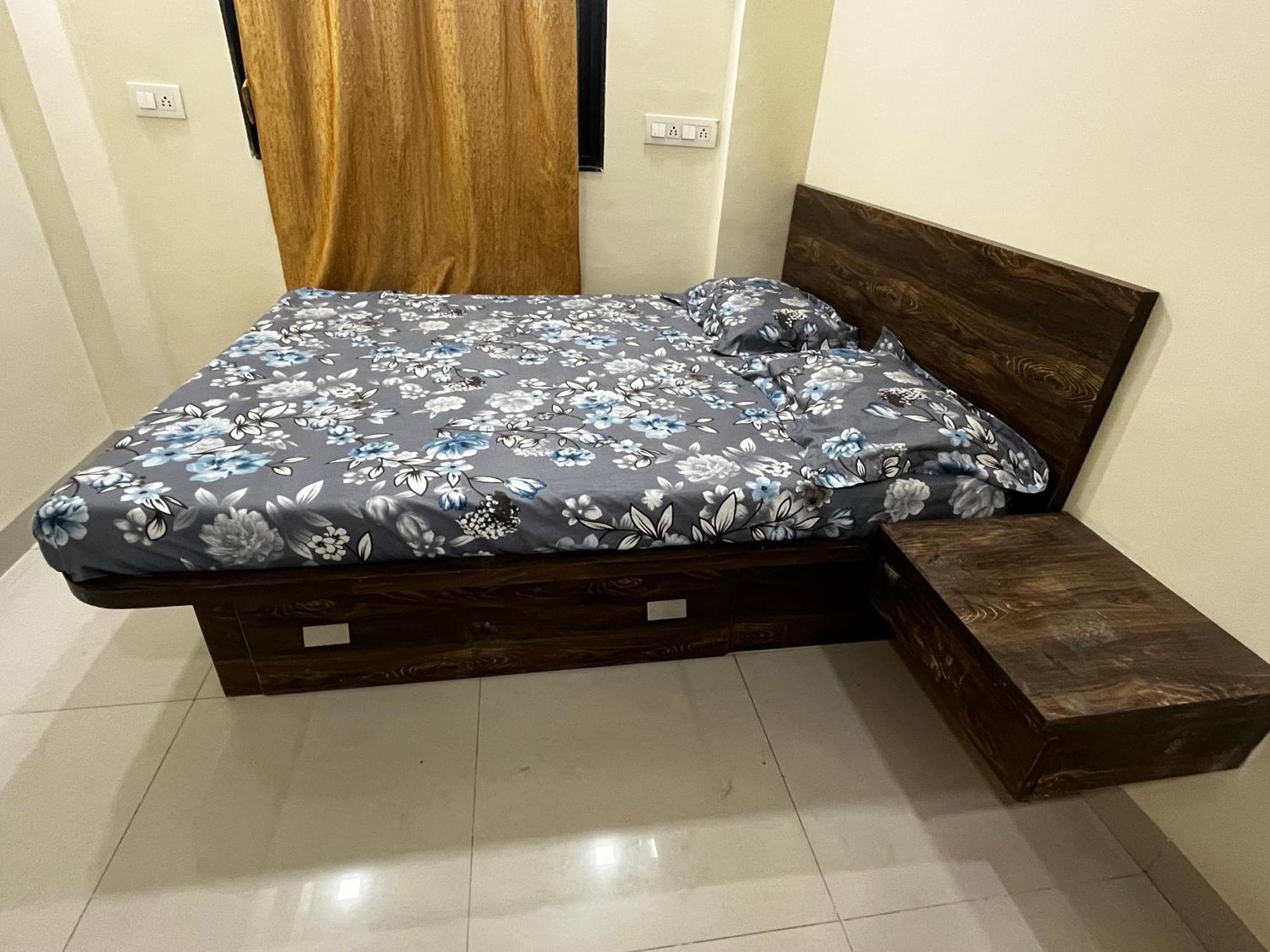 1bhk Padma Gulab Apartment *